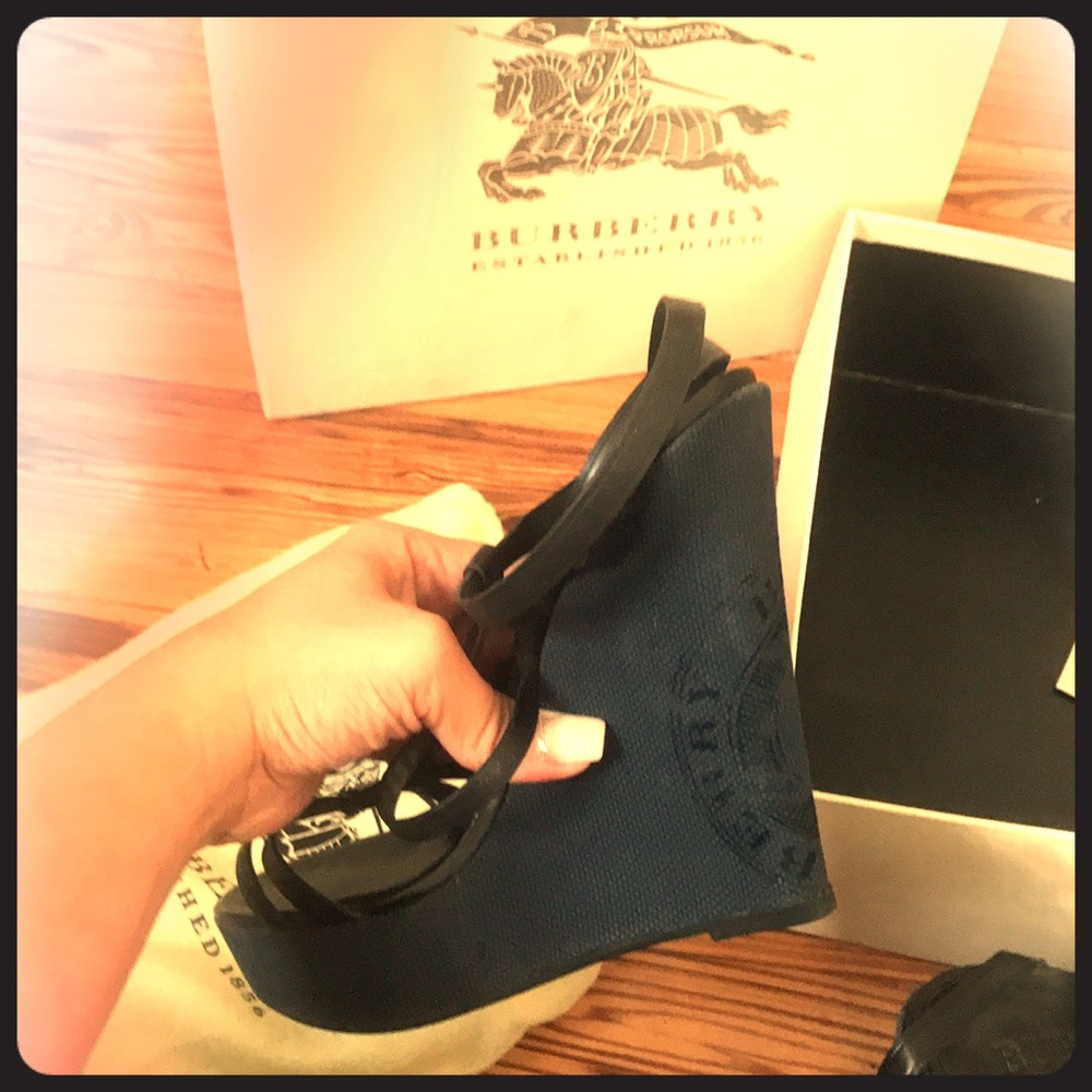 Burberry shoes